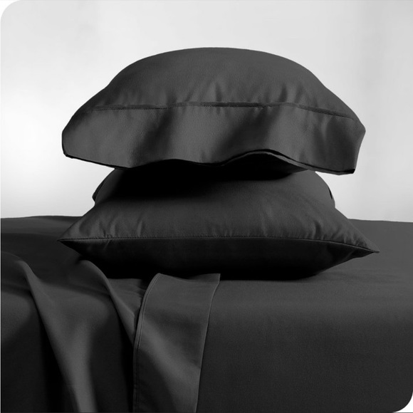 New Ultra-Soft Microfiber Standard Black Pillowcase Set by Bare Home - Picture 1 of 3